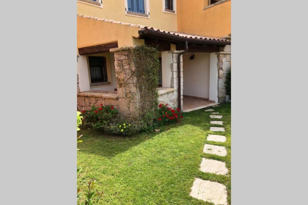 Casa Di Maria - La Pineta Villa Porto San Paolo  Exteriör bild